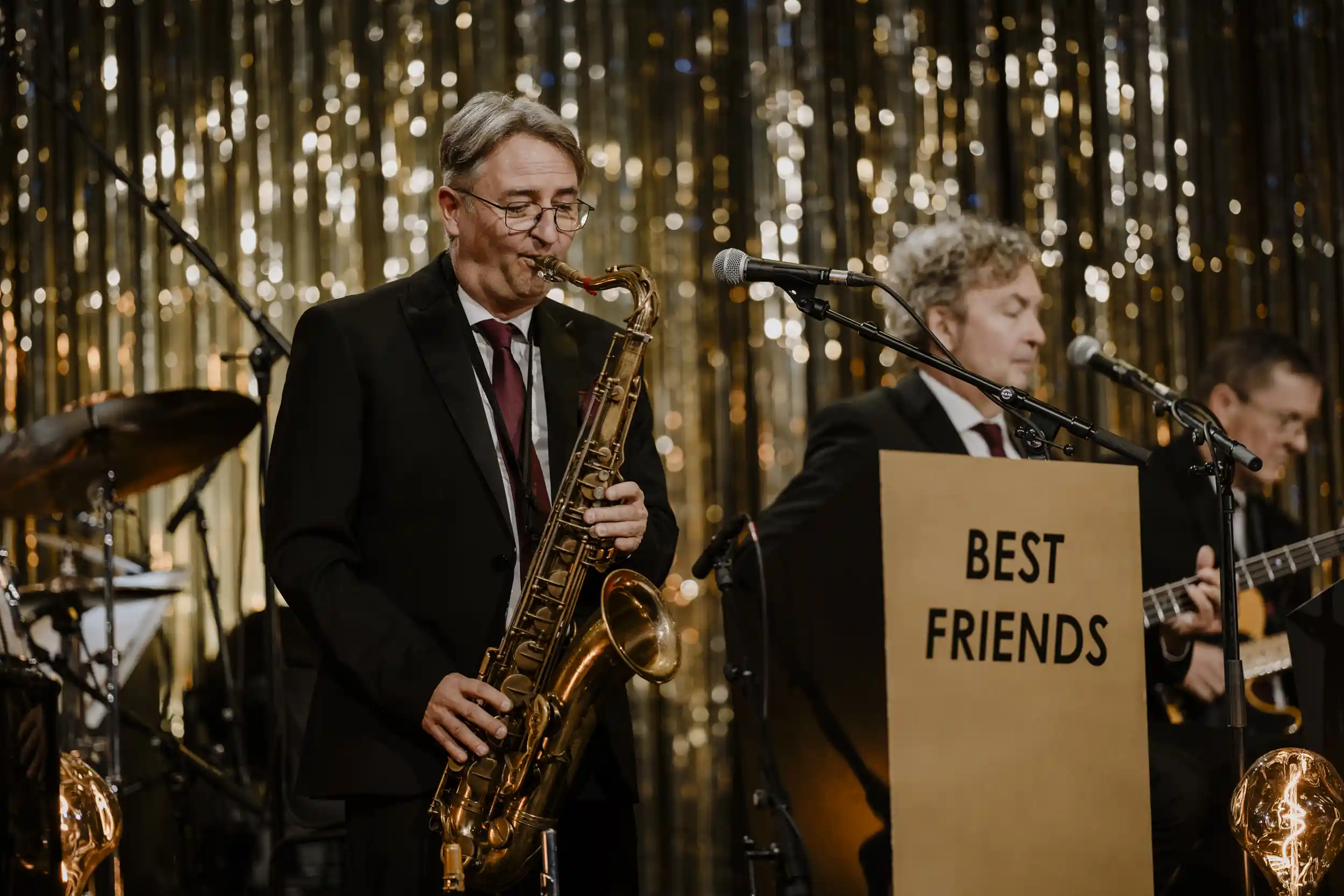 Schlageranfall Globe (c) Nadine Studeny 34