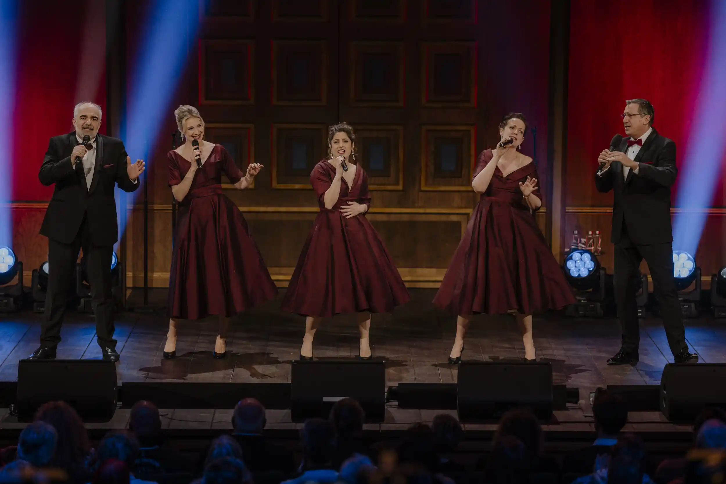 Schlageranfall Globe (c) Nadine Studeny 35