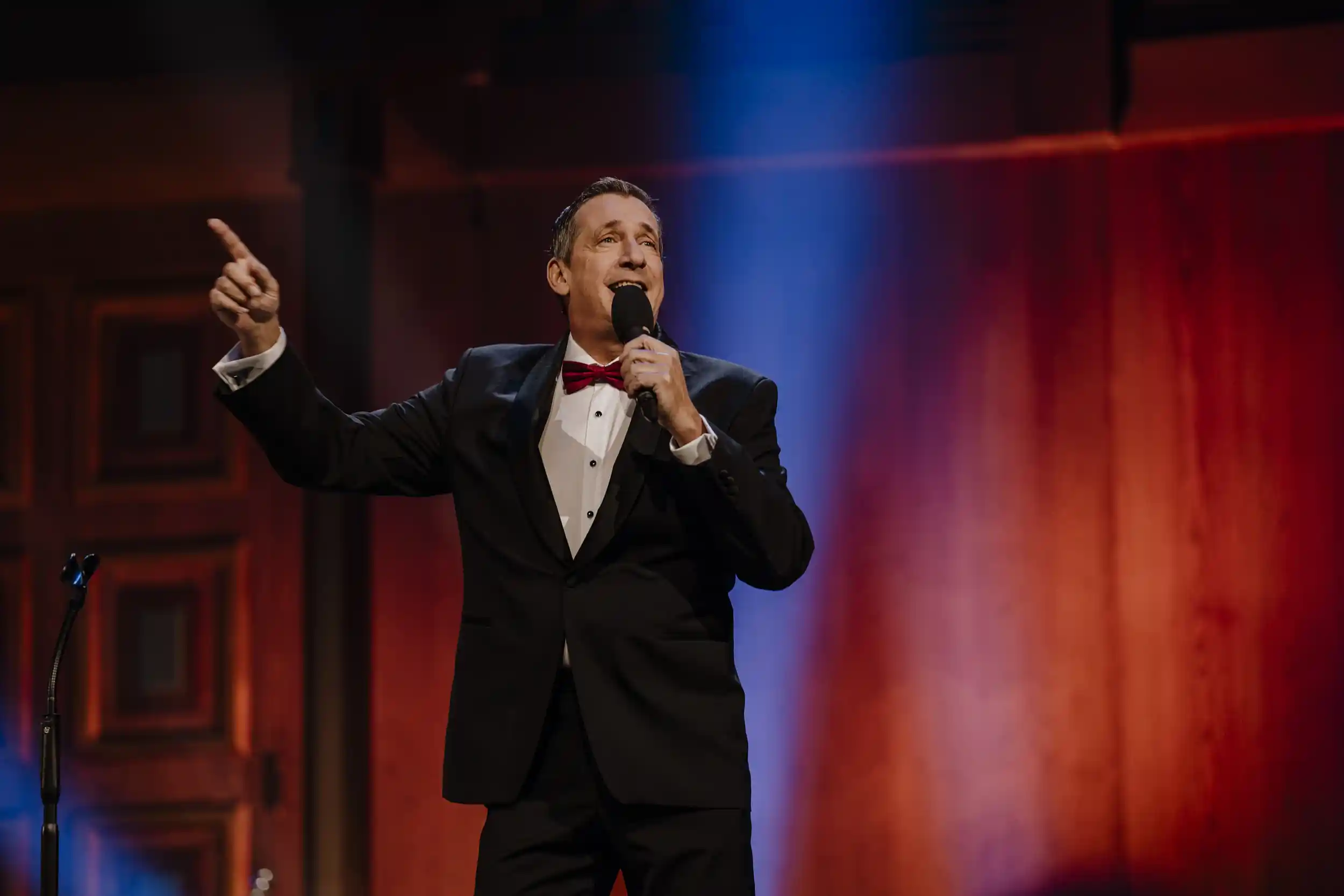 Schlageranfall Globe (c) Nadine Studeny 4